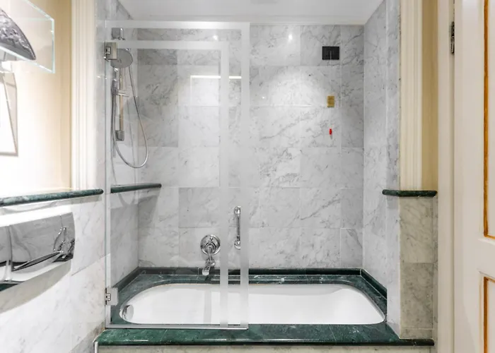 Hotell Art Commercianti