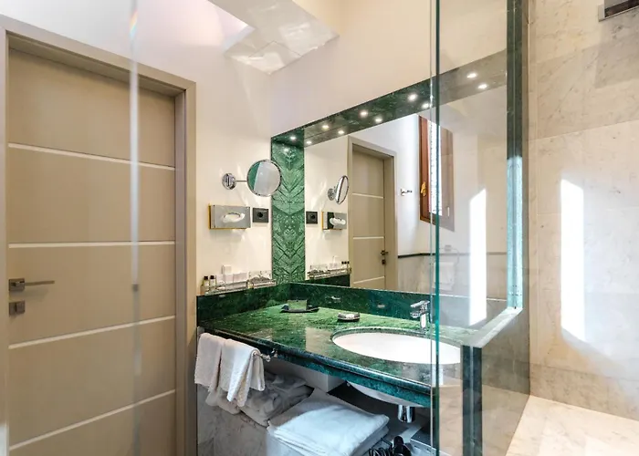 Hotell Art Commercianti