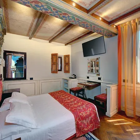 Art Commercianti بولونيا