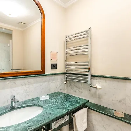 Art Commercianti 4* Bolonha