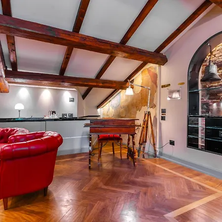 Art Commercianti فندق 4*