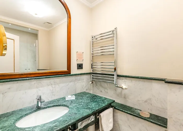 Art Commercianti 4* Bologna