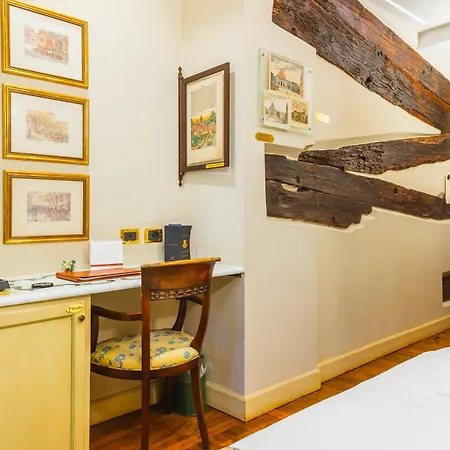 ホテル アート コメルチアンティ ボローニャ