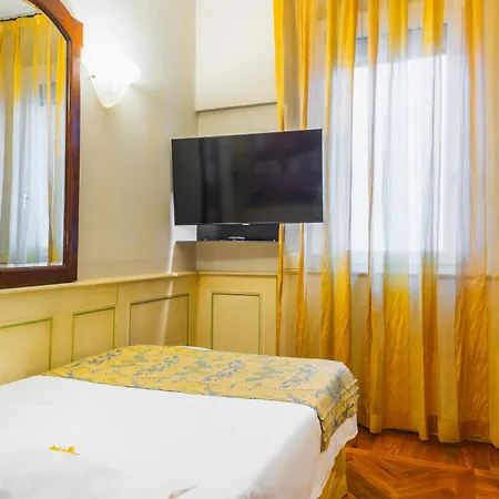 Hotel Art Commercianti