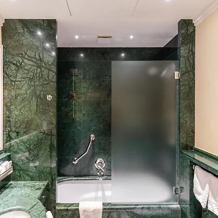 Art Commercianti 4* Bologna