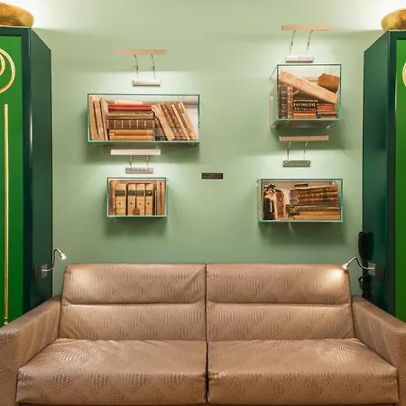 Hotel Art Commercianti 4*