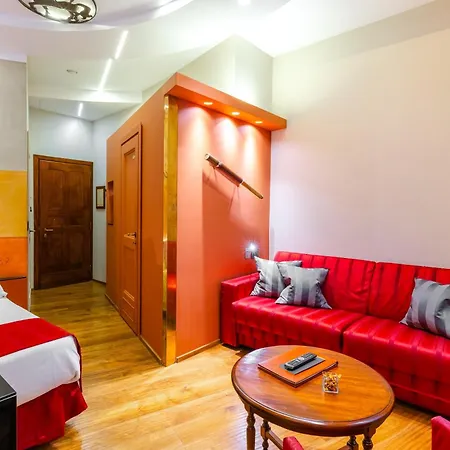 Hotel Art Commercianti 4*