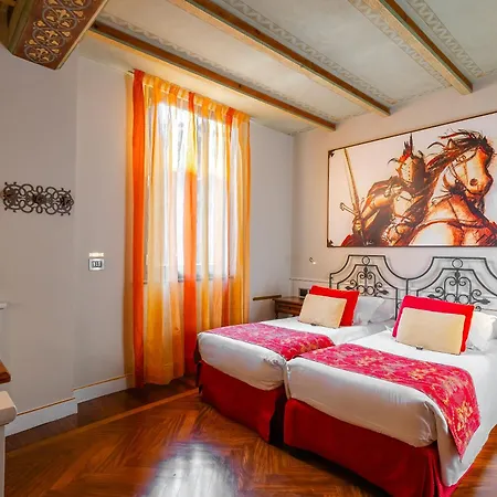 Hotel Art Commercianti 4*