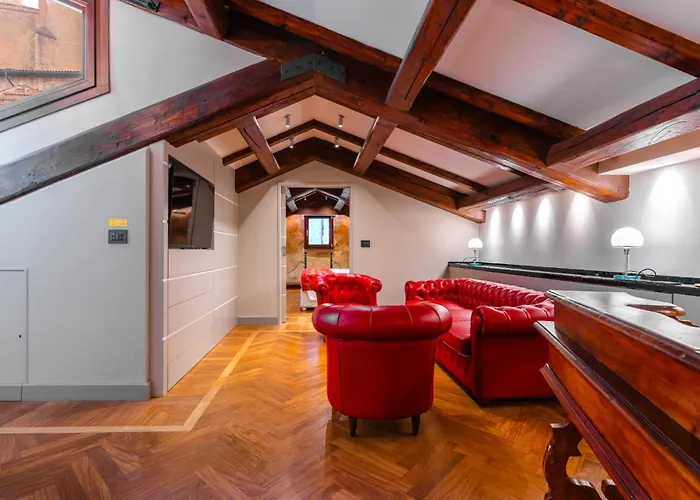 Art Commercianti Otel 4*